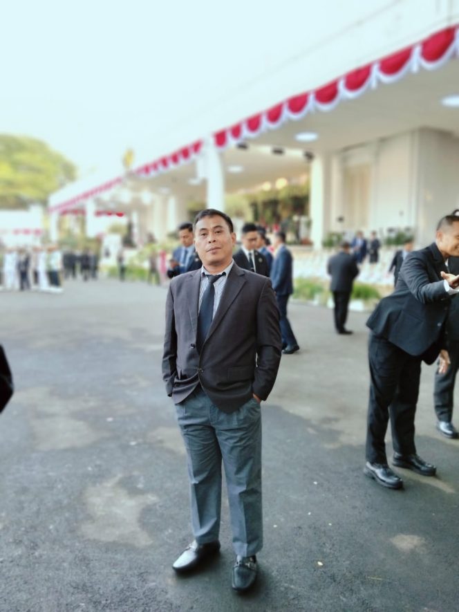 
					Merah Putih terus berkibar di HUT ke-80 RI. Prabowo Subianto dan Atto Sakmiwata menyalakan semangat kedaulatan bangsa lewat komitmen hilirisasi, kemandirian ekonomi, dan cinta tanah air yang nyata Foto: Istimewa